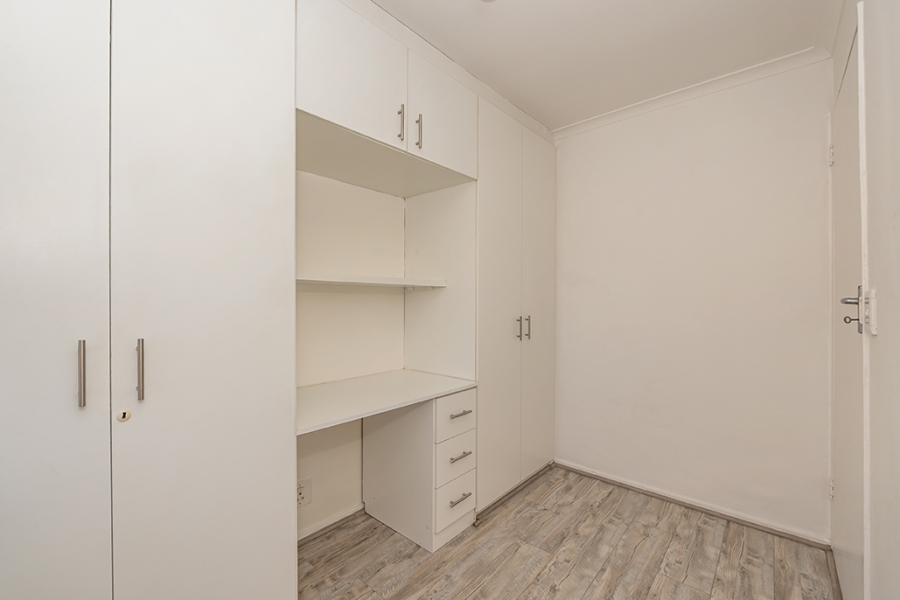 2 Bedroom Property for Sale in Thornton Western Cape